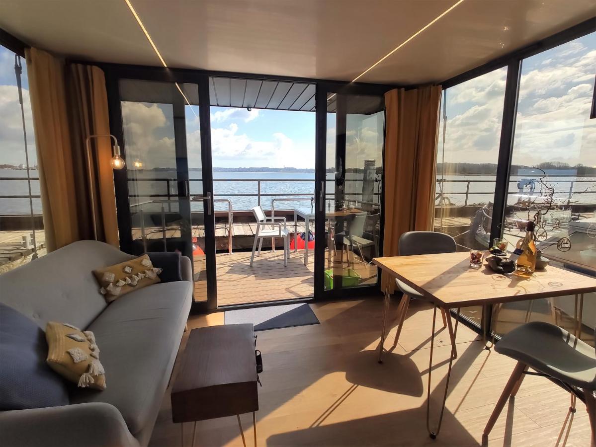 Hausboot Hilja Hotel Schleswig Exterior photo